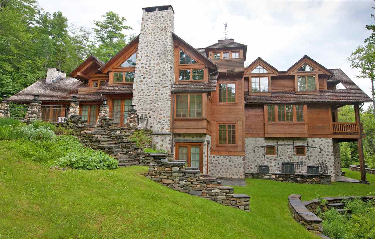Trailside luxury on Mount Snow in a private...