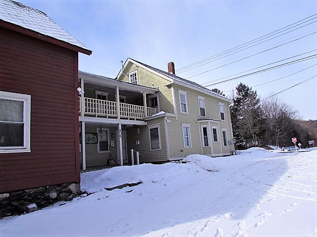 4 Unit apartment with excellent income. All are...