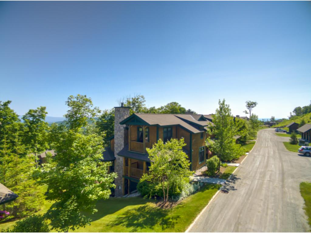 Luxury 4 bedroom, 4 bathroom Stratton condo with...