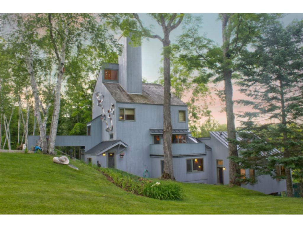 AIRbnb, Corporate Retreat, Family Destination, ...