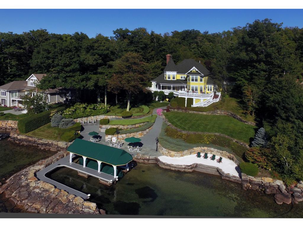 Gilford NH Home mls no. nneren