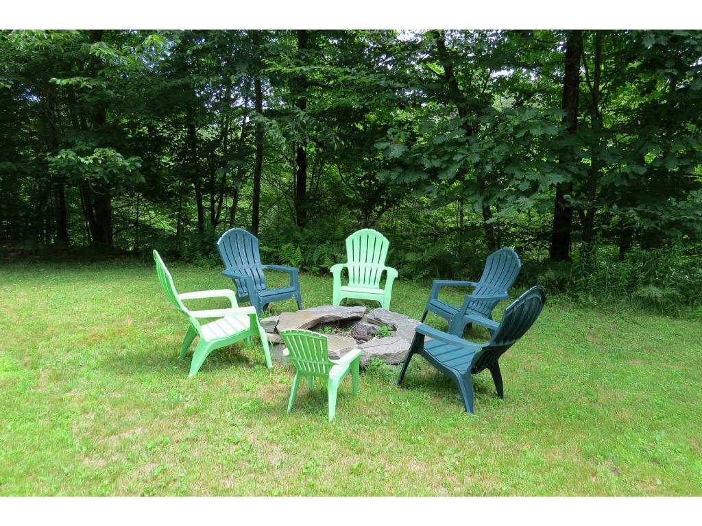 Chester Real Estate 501 Marc's Drive VT 05143 293,000