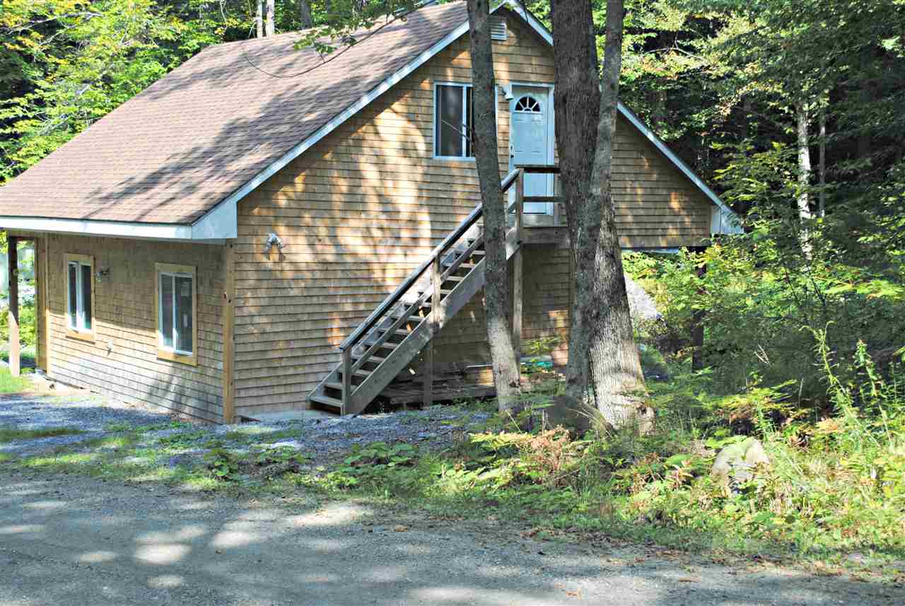 Just a stone throw to Lake Raponda, this charming...