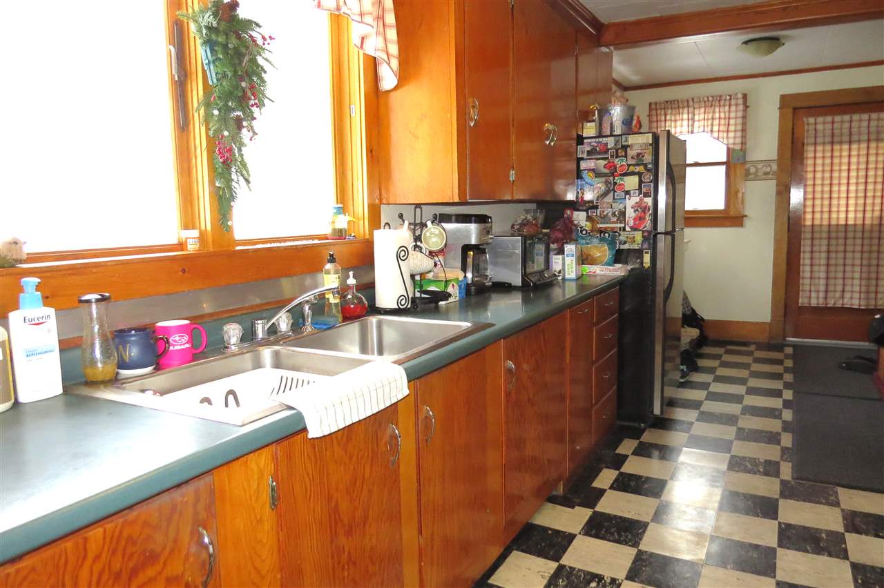 Cavendish Real Estate 2306 Main Street VT 05142 139,000