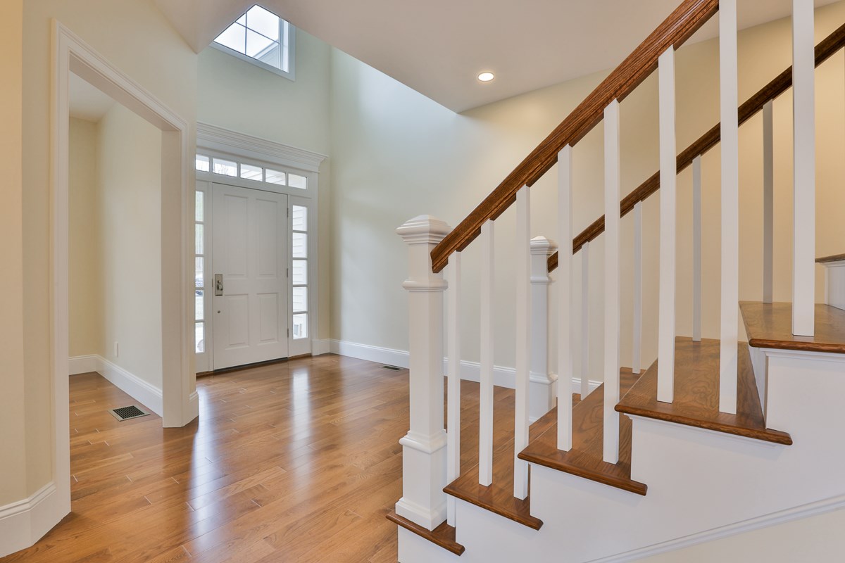 11 Wildwood Drive Brookline NH 03033 in Hillsborough county MLS