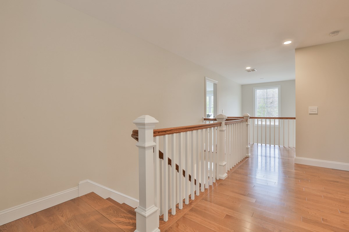 11 Wildwood Drive Brookline NH 03033 in Hillsborough county MLS