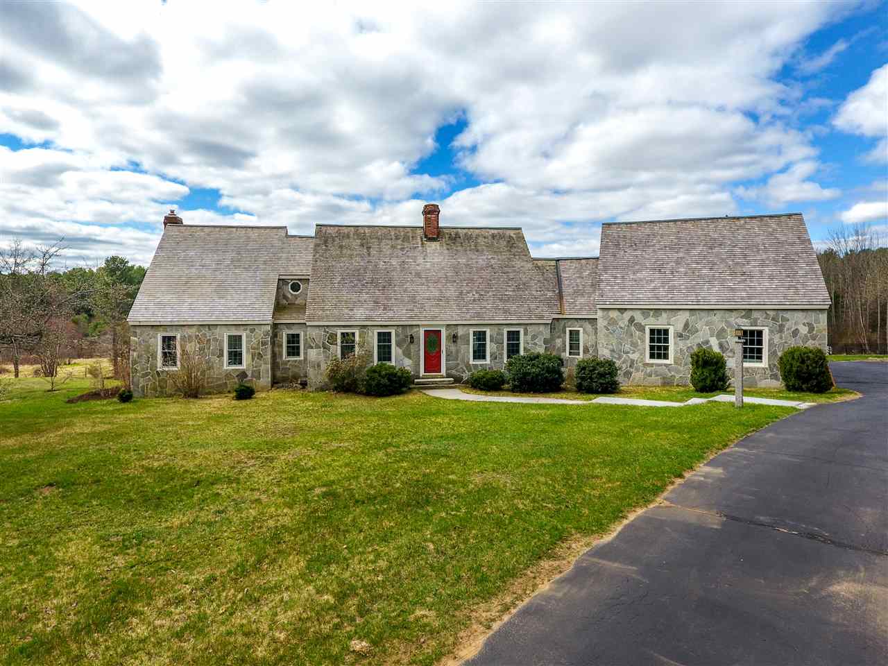 59 English Range Road Derry Nh 03038 Derry Real Estate Mls