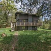 Well cared for vacation or primary home. Seven...