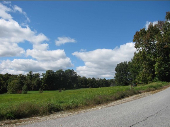 At the top of Ray Hill Rd, sits this lovely 3.3...