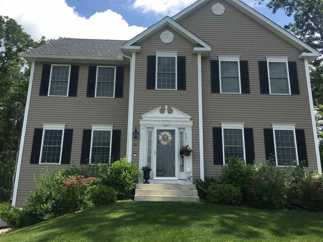 Londonderry NH Home