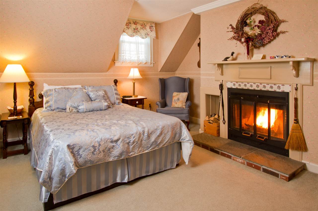 AIR B & B , WHY NOT!! Attention all investors,...