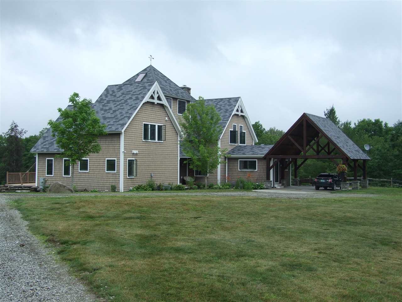 Weathersfield VT Home or Farm Acres: 40.05 Beds: 3