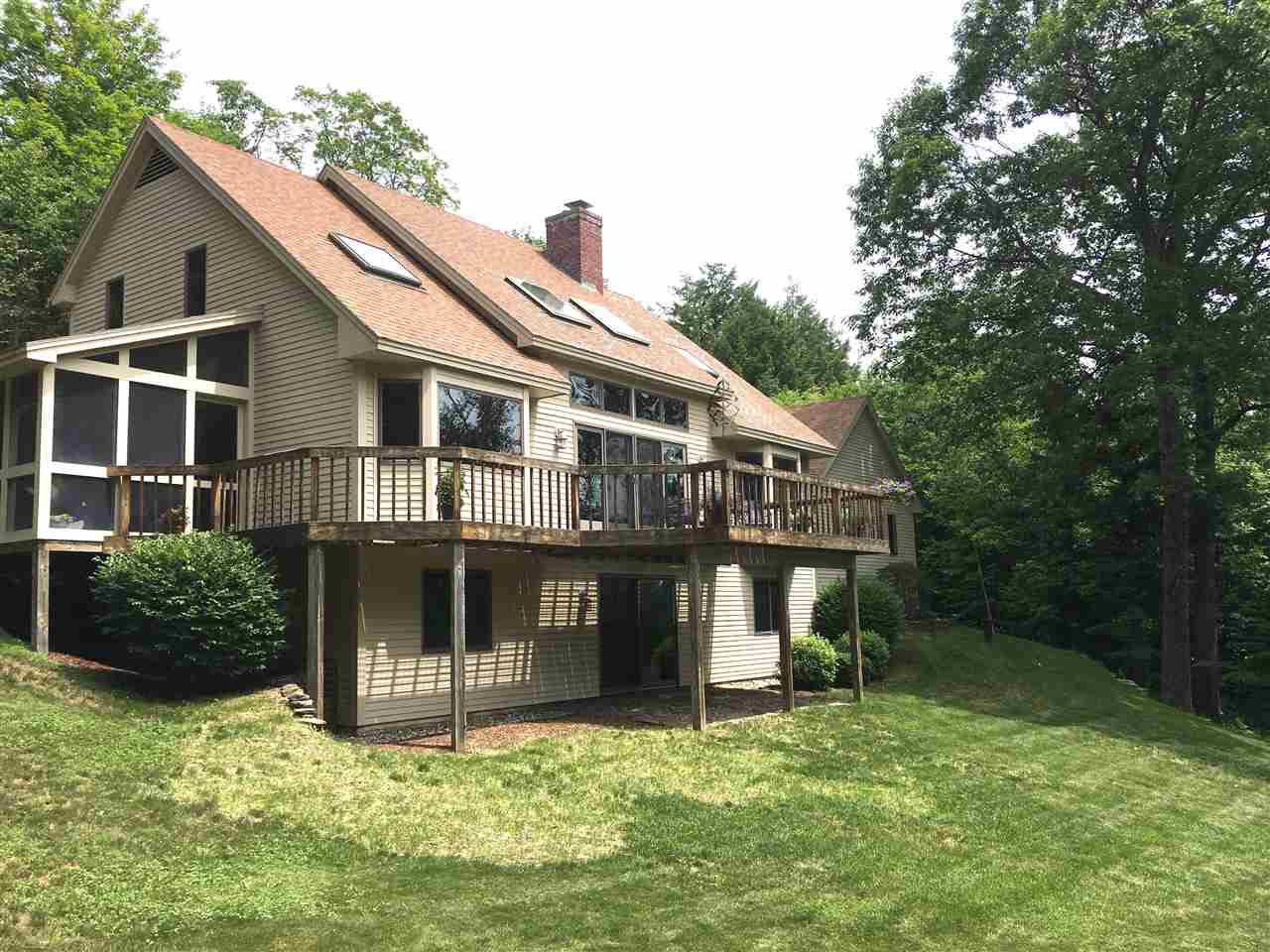 Quechee VT Home for sale $445,000