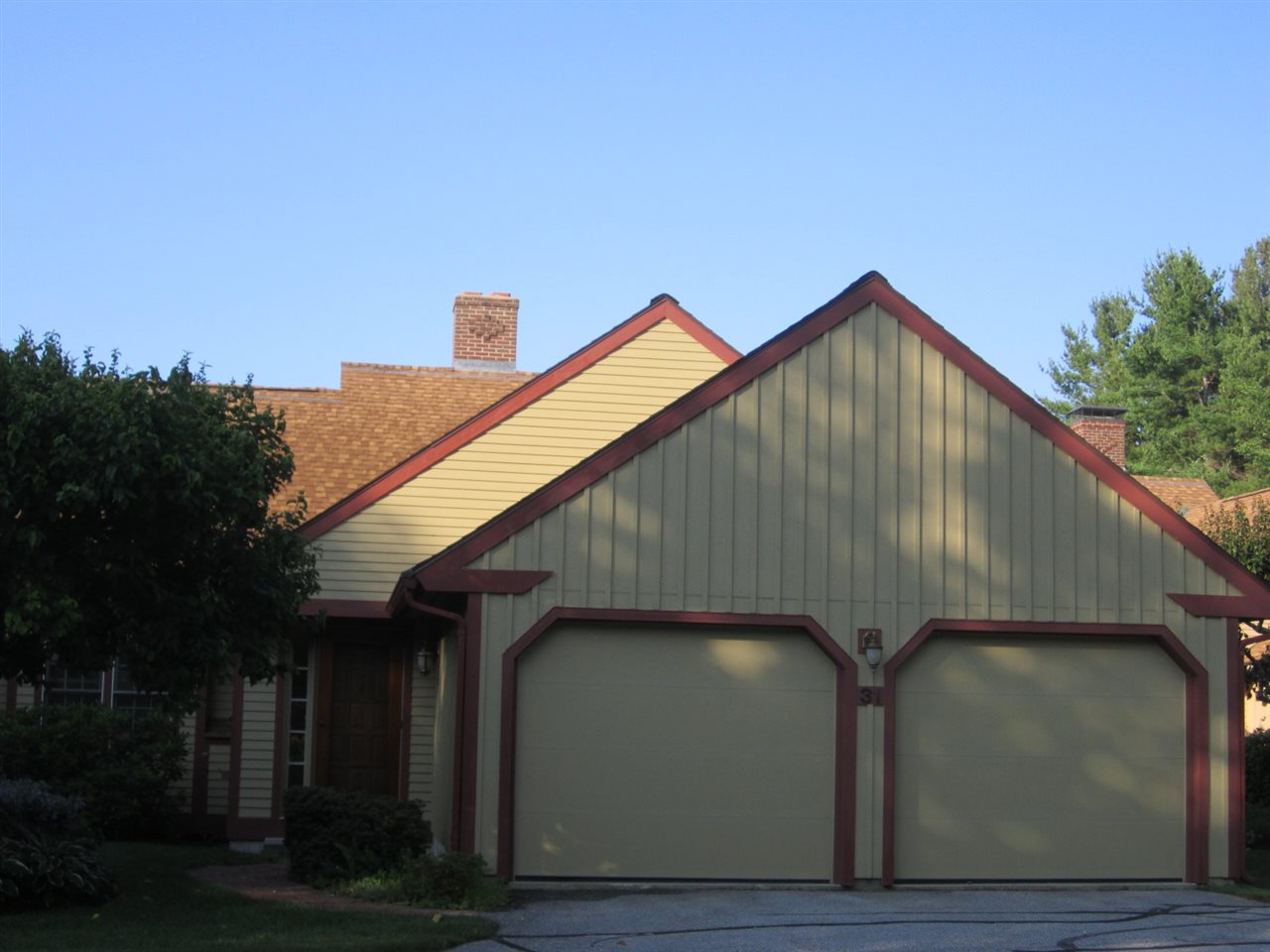 New London NH Condo