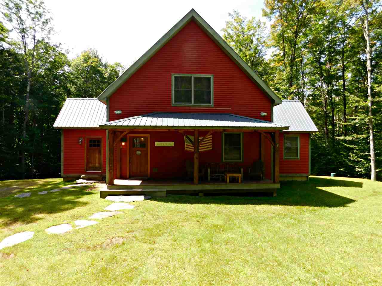 Warm and inviting Timber frame home. Invite...