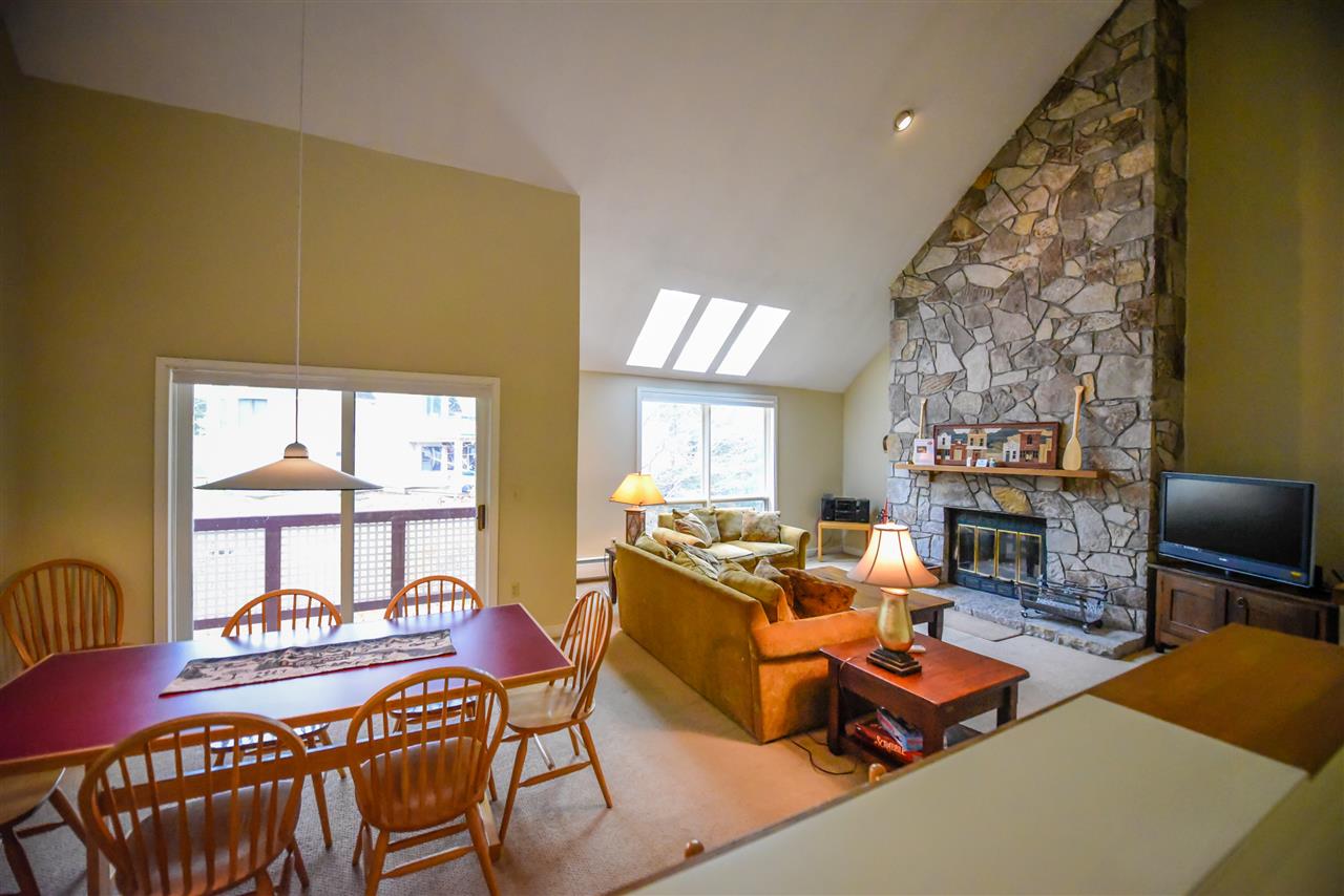 This 3 bedroom, 3 bath trailside unit at Seasons...