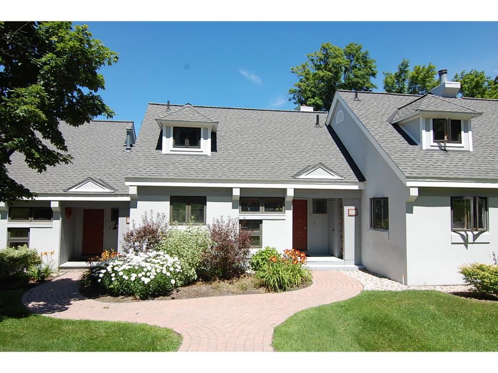 Tasteful three bedroom StylesBrook. The mudroom...