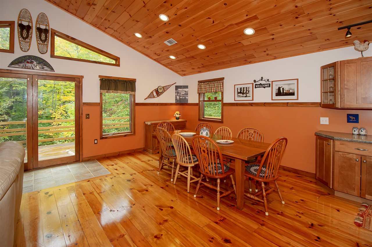 Spacious custom chalet home, located minutes to...