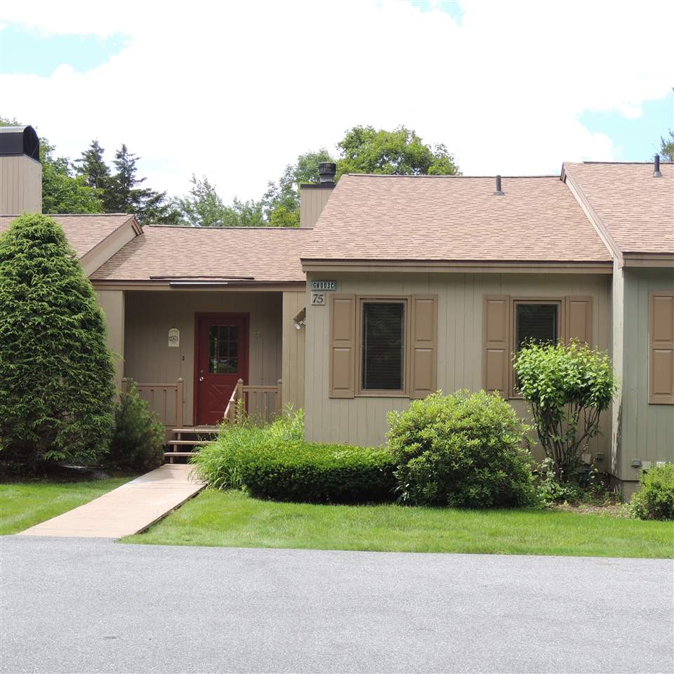 Beautifully maintained 2 bedroom plus den 2 bath...