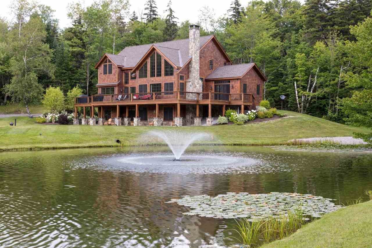 Spectacular custom built contemporary...