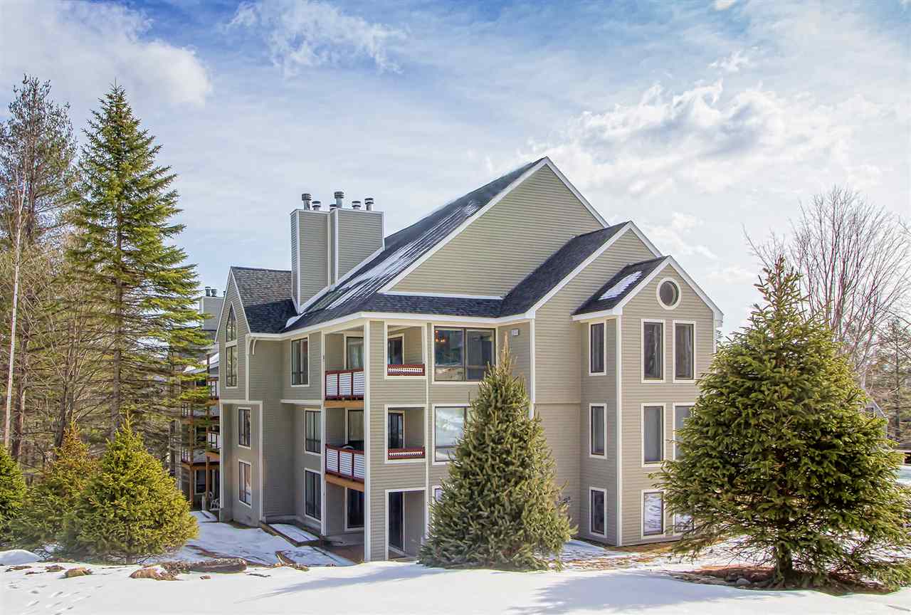 Enjoy your time at Mount Snow in this super...