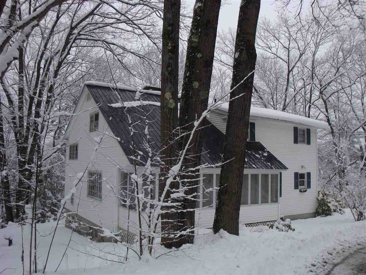Cute 4 bedroom home located on the quiet north...