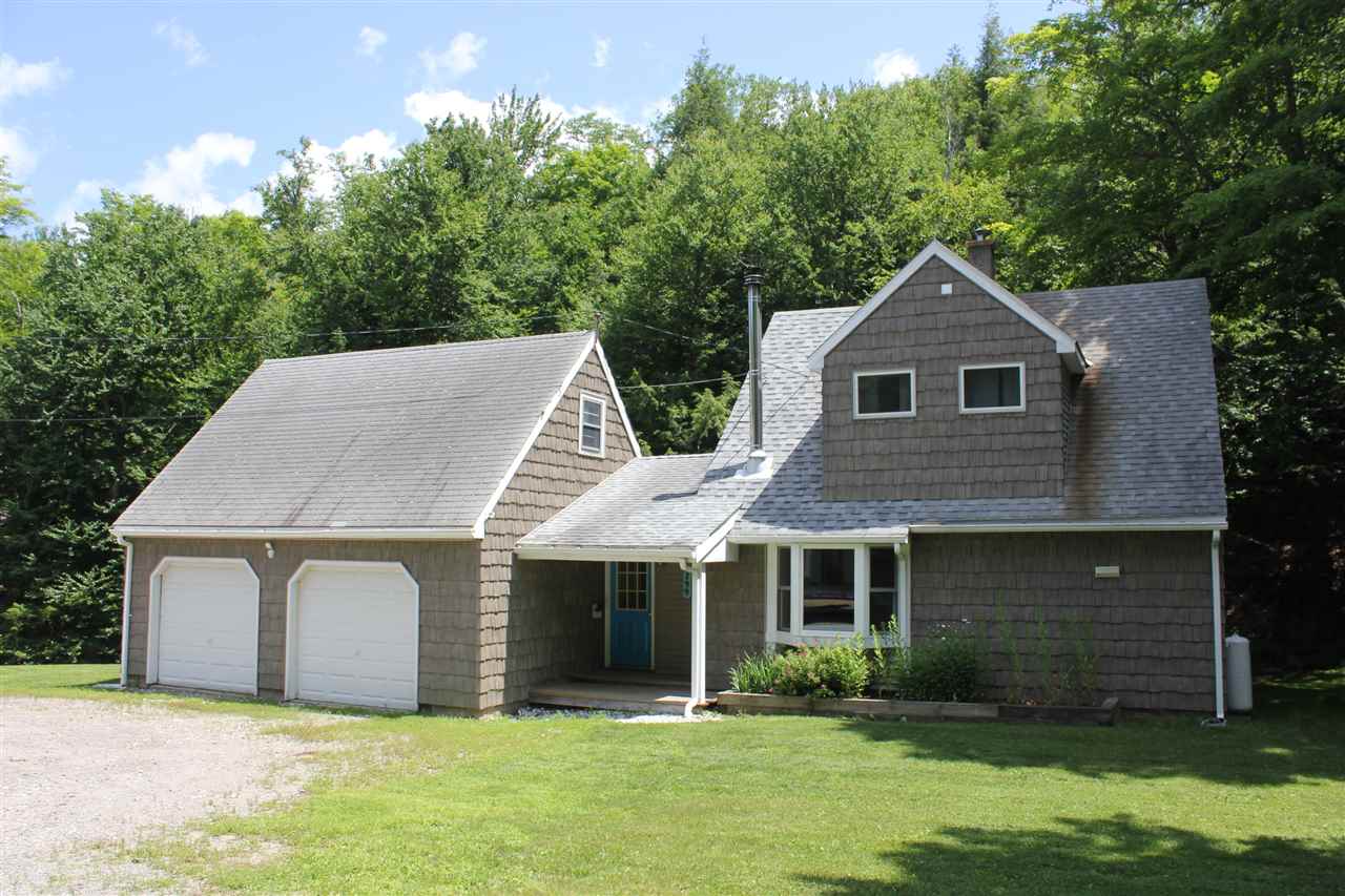 Affordable and well-maintained home in the middle...