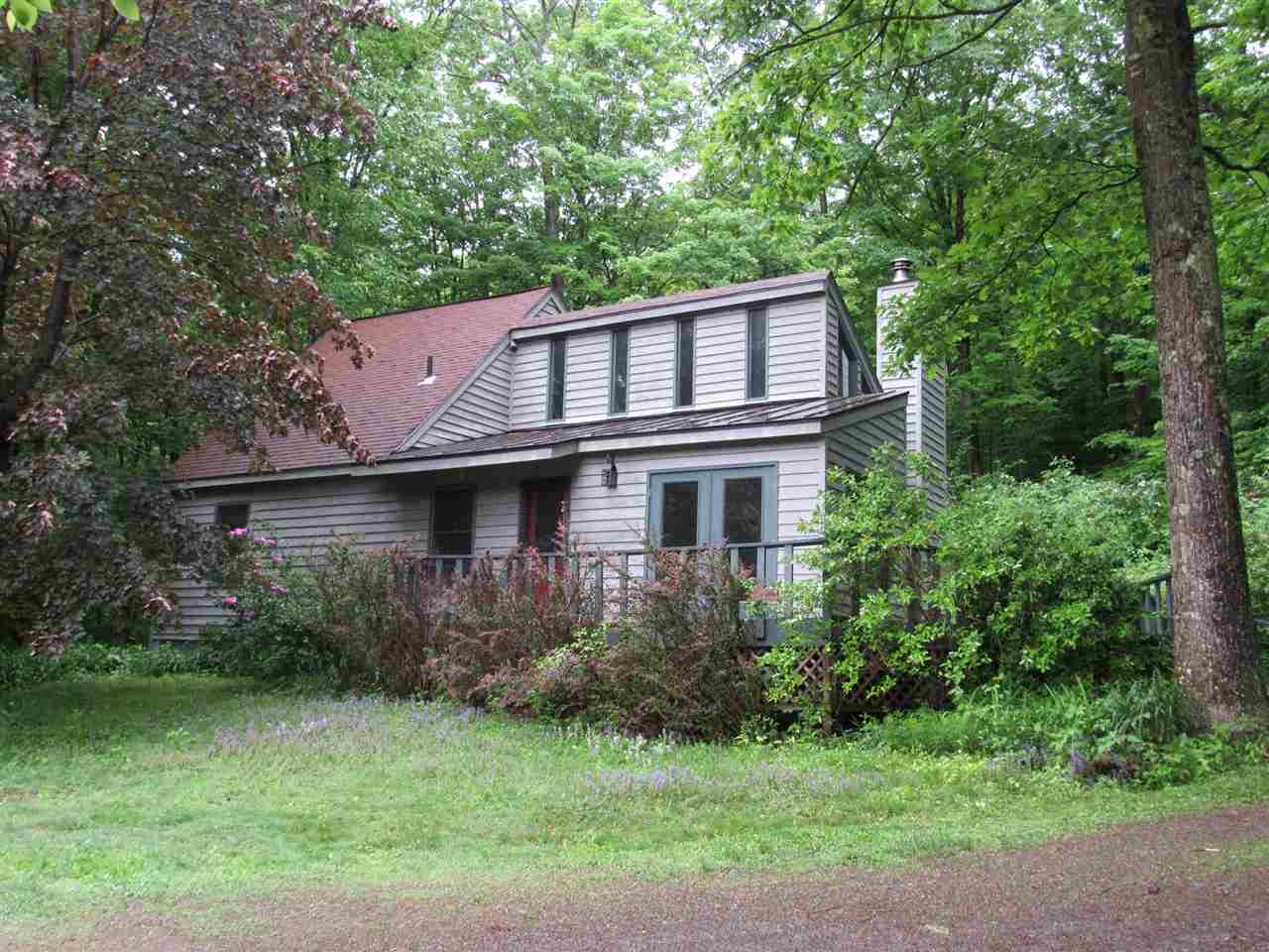 Well cared for home in country setting off paved...