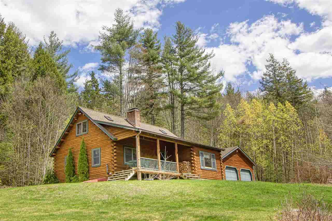 This is a handsome Moosehead Cedar Log home on 10...