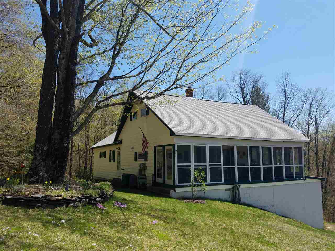 Situated in a beautiful country setting just off...
