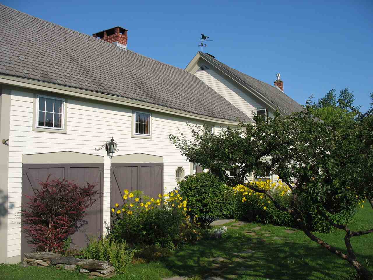 Lovely Vermont farmhouse appeals to a variety of...