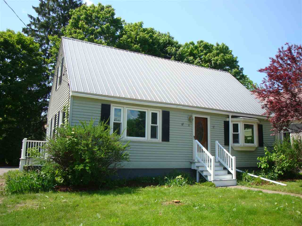 Tastefully redone!! Granite Counters, new...