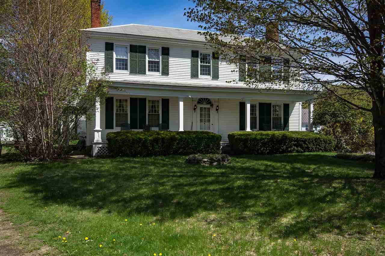 Work from home professionals take note! This home...
