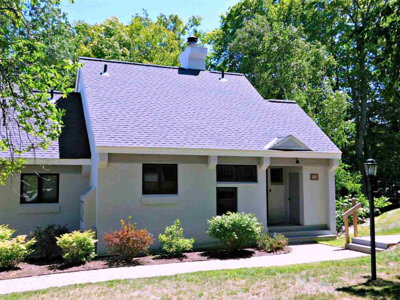 Remarkable renovated, end unit Styles Brook. ...