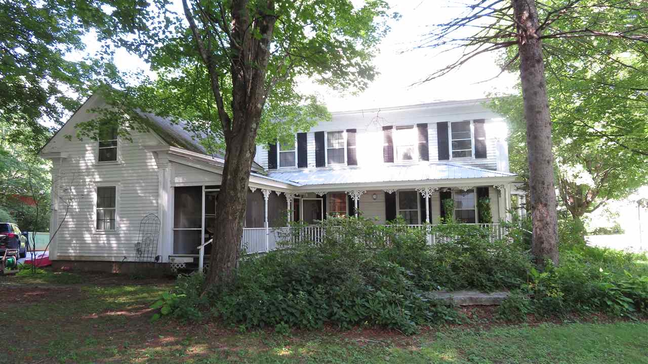 A large family home at an incredible price! 3400...