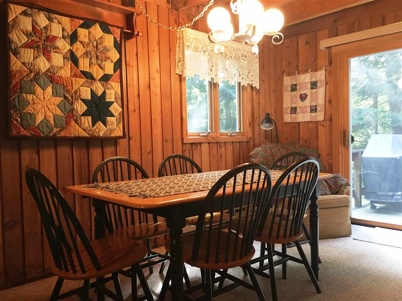 Quiet Neighborhood near the Ski slopes, Lakes and...