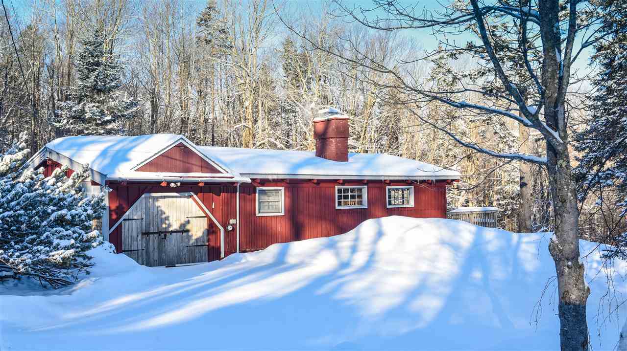 Absolutely darling country ranch well maintained...