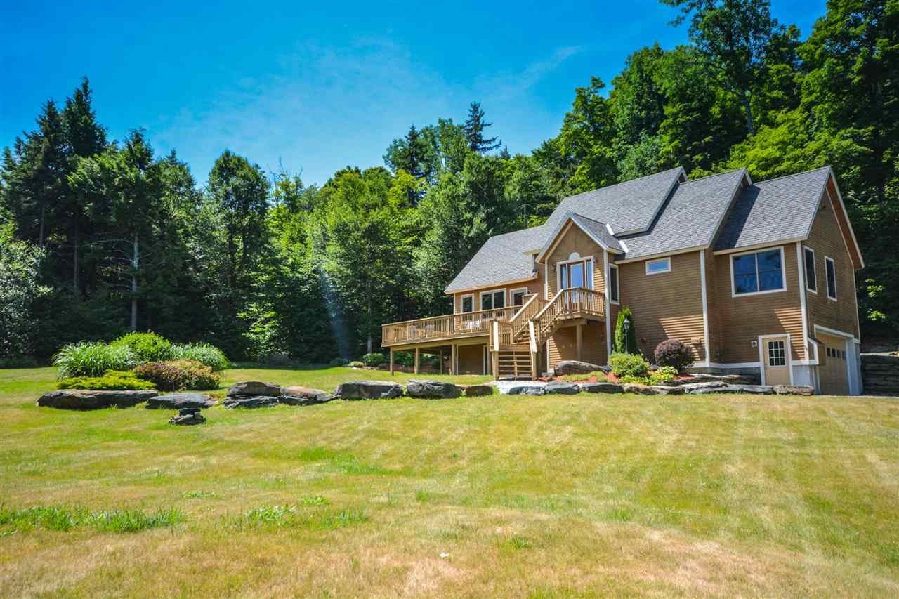 Spectacular post and beam home with breathtaking...