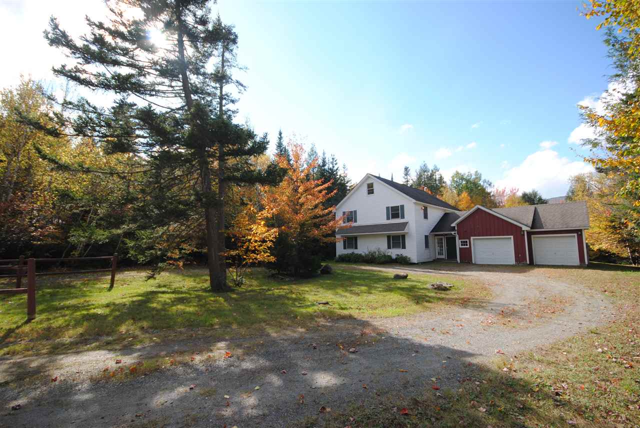 Beautiful, turnkey home only a mile from Mount...