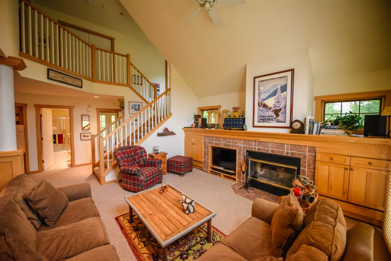 Tastefully appointed Greenspring townhome with...