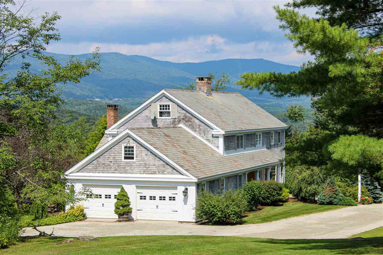 Evoking the best of the Mount Snow area, this...