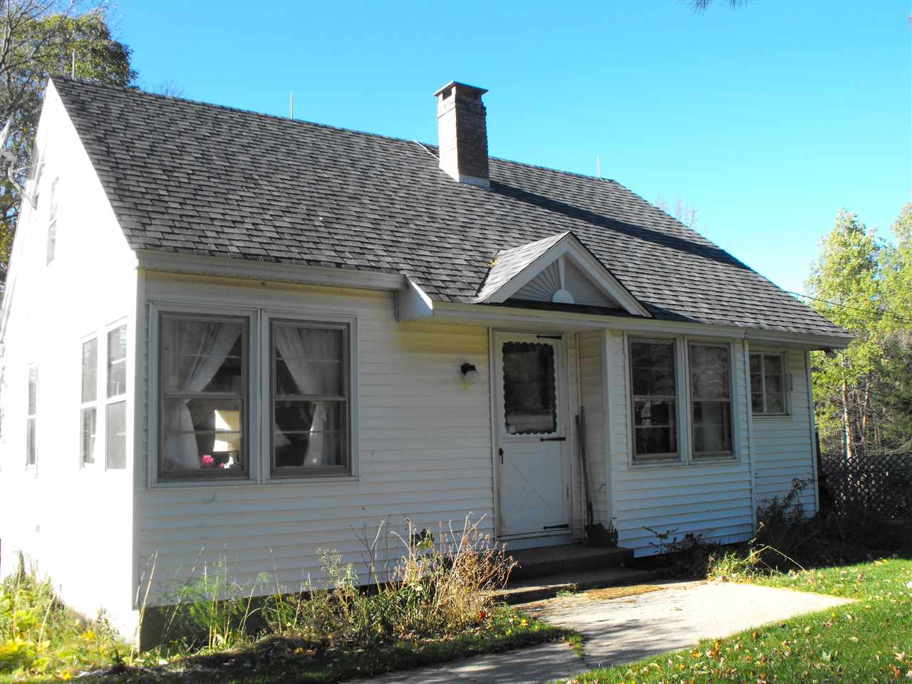 Country Cottage with a generator, Detached...