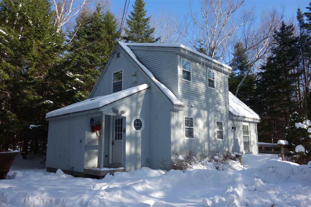 A wonderful Vermont retreat located on a flat,...