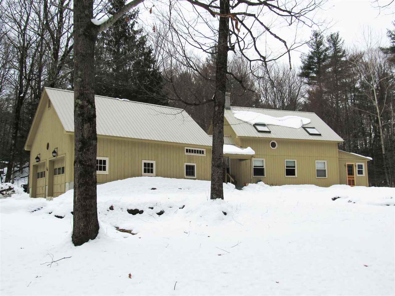 Great country setting in South Newfane. Great...