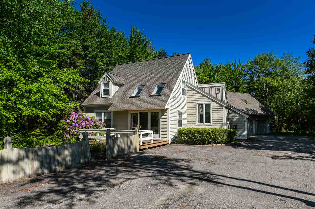 Stunning contemporary farmhouse overlooking Mount...