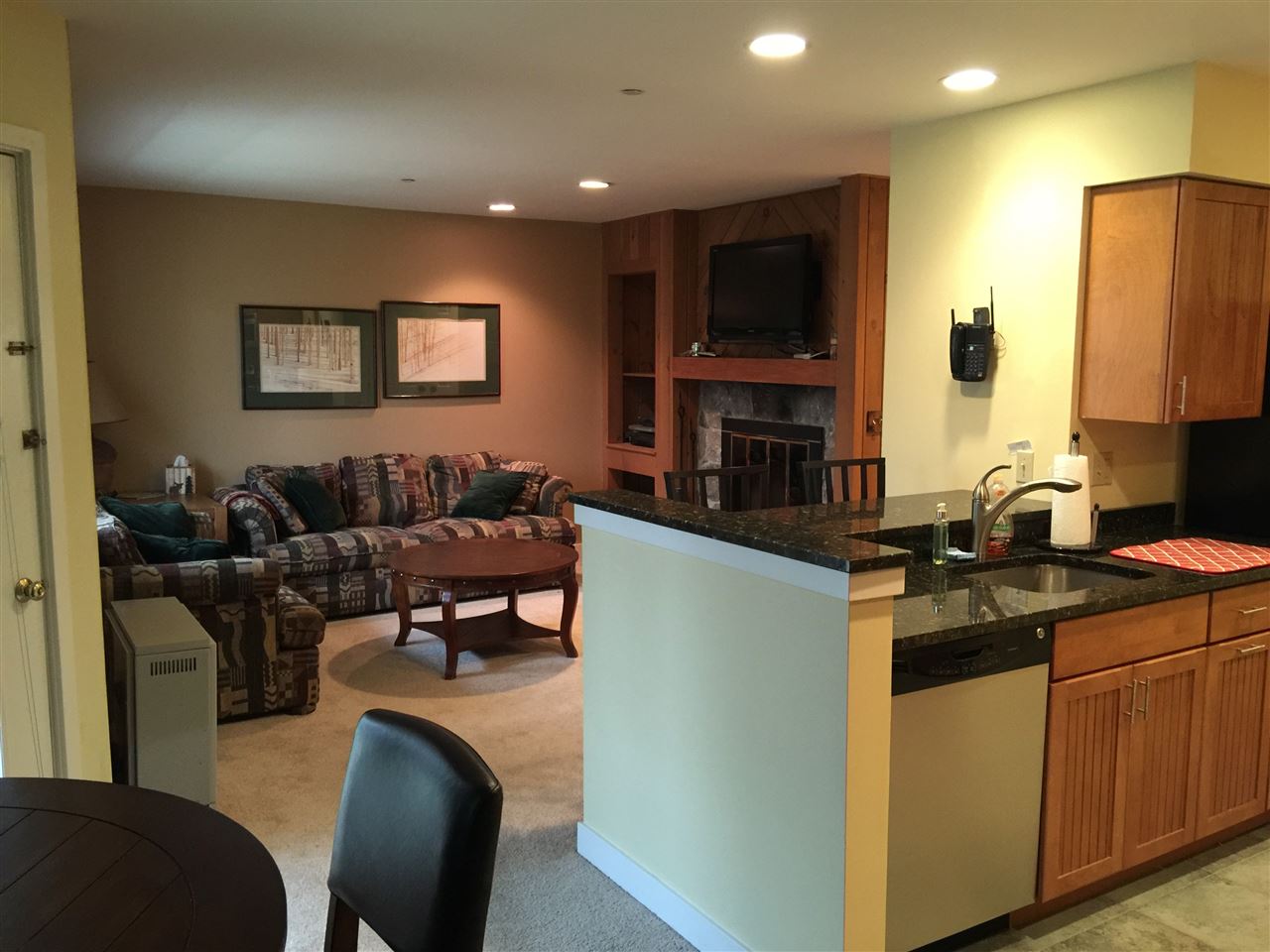 Move right in to this nicely updated 2 bedroom 2...