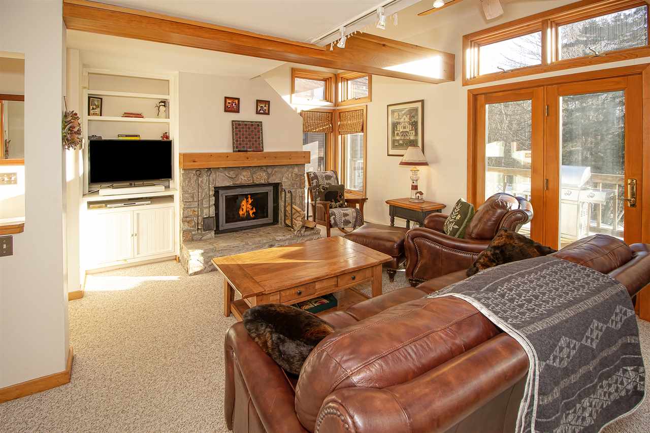 This well maintained condo located on the fairway...