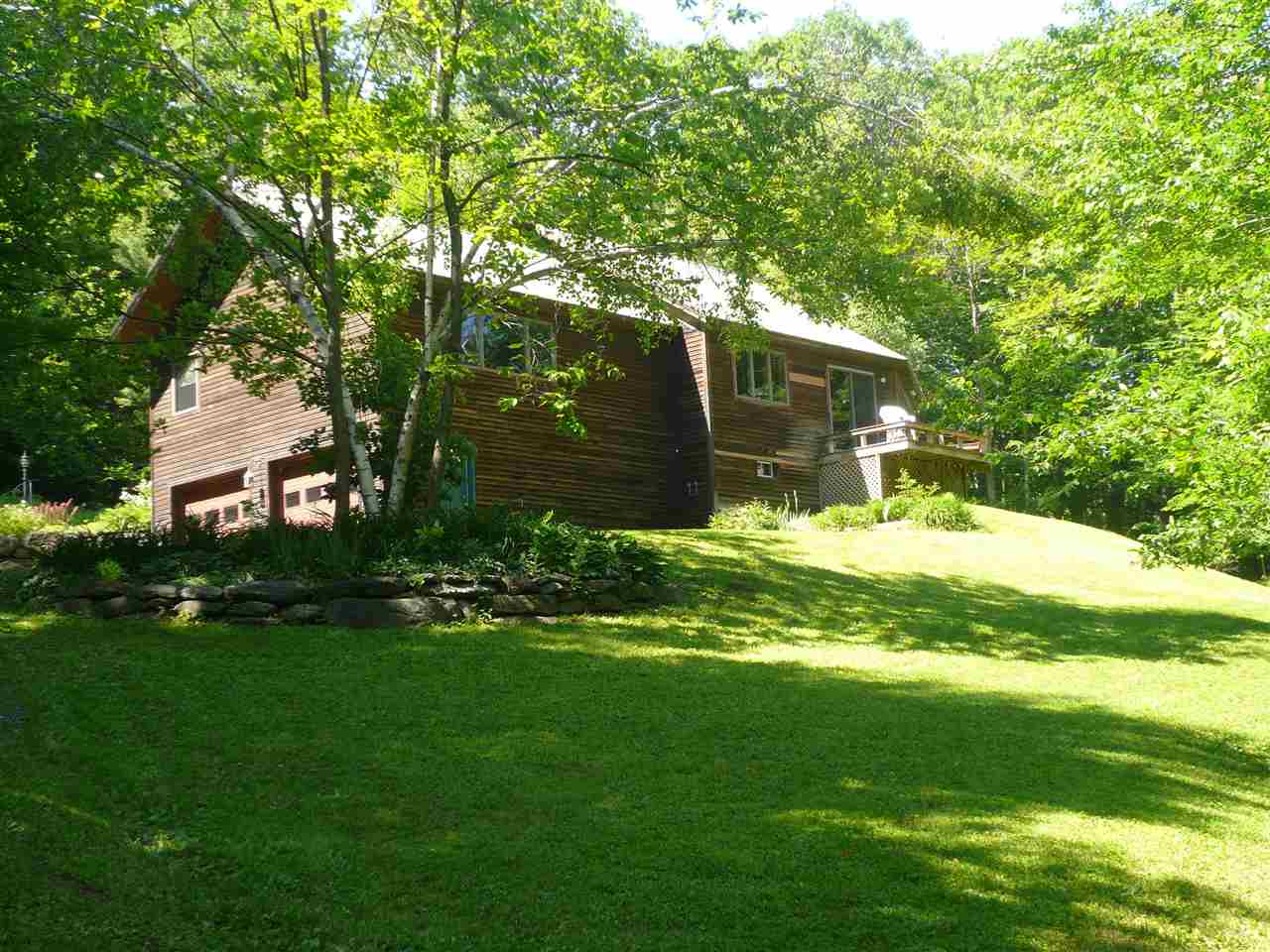 This well built spacious Contemporary is...