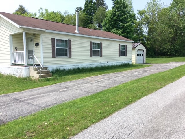 Two bedroom, two bath doublewide with a full...