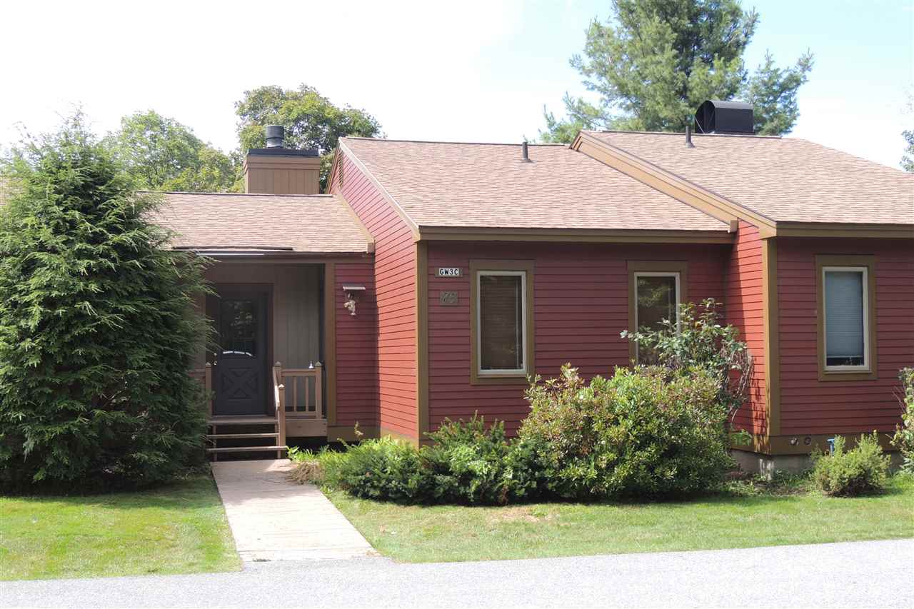 Beautifully maintained 2 bedroom plus den 2 bath...